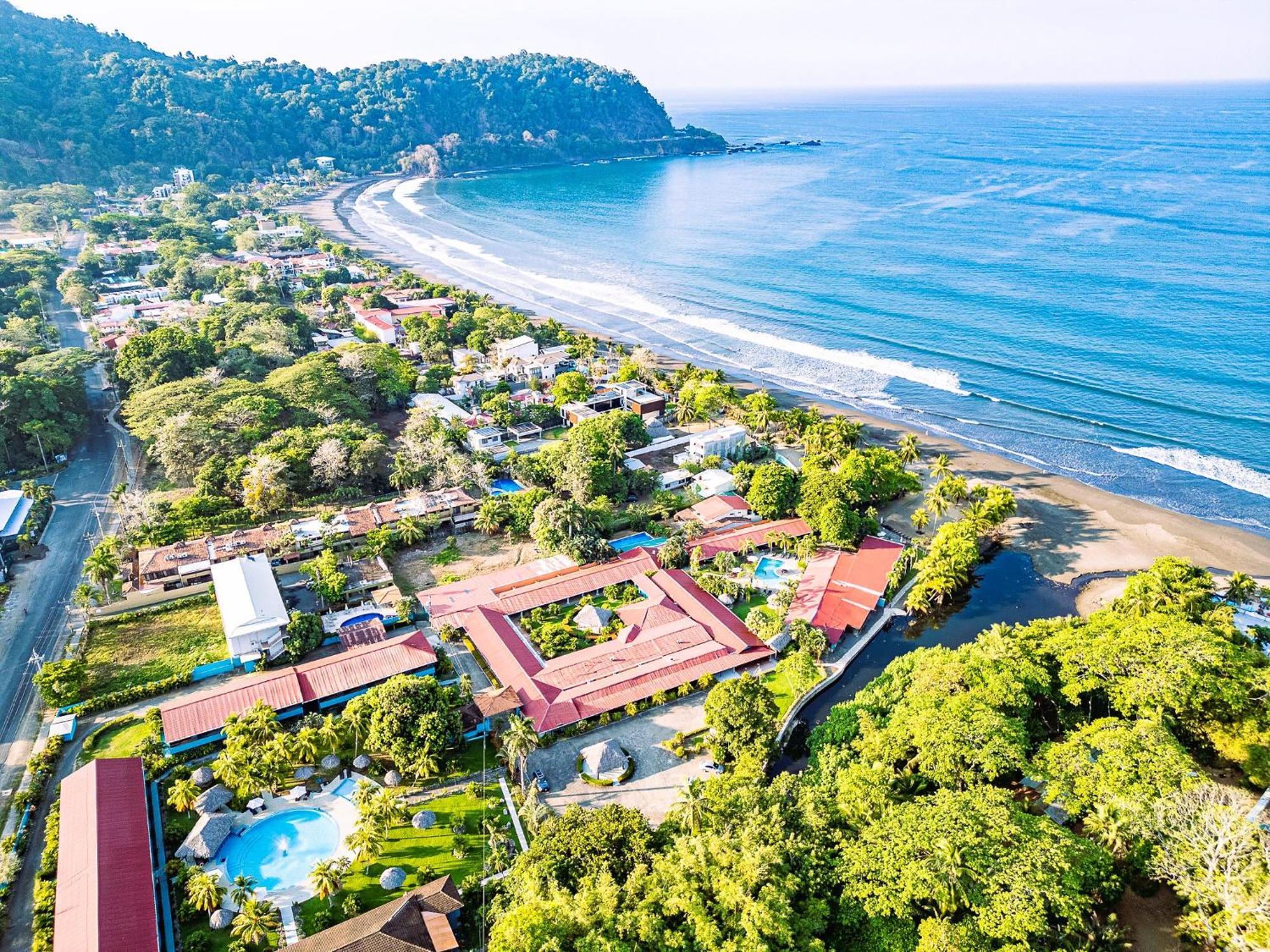 יקו Beach Break Resort & Cr Surf Camp מראה חיצוני תמונה