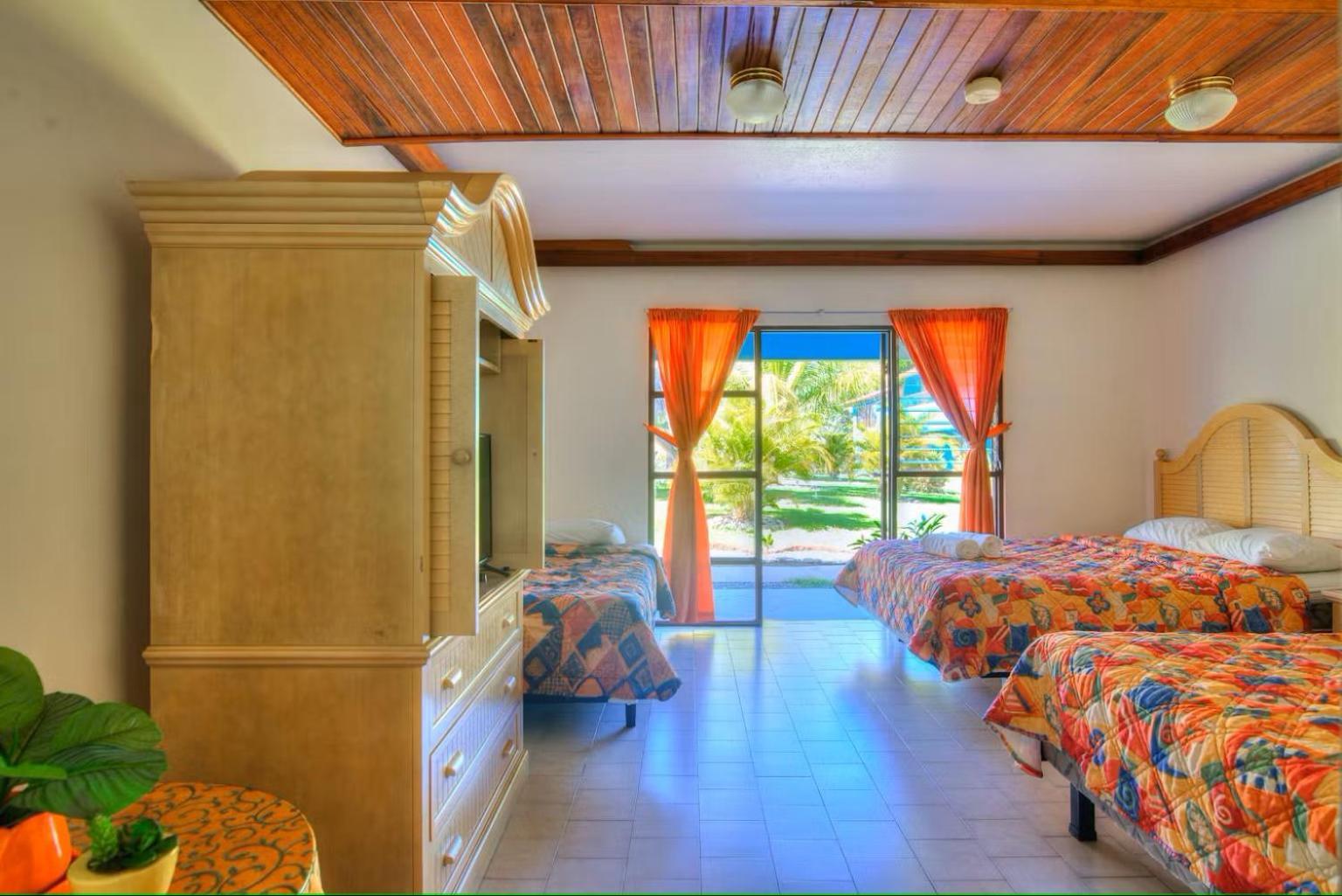 יקו Beach Break Resort & Cr Surf Camp מראה חיצוני תמונה